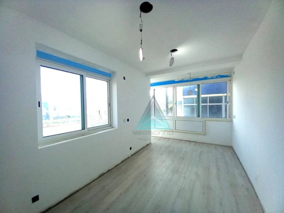 Apartamento T4 para Venda em Laranjeiro e Feijó Foto 8