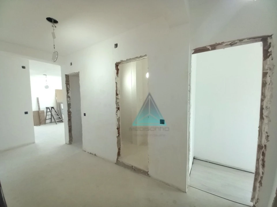 Apartamento T4 para Venda em Laranjeiro e Feijó Foto 16