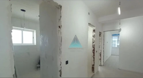 Apartamento T4 para Venda em Laranjeiro e Feijó