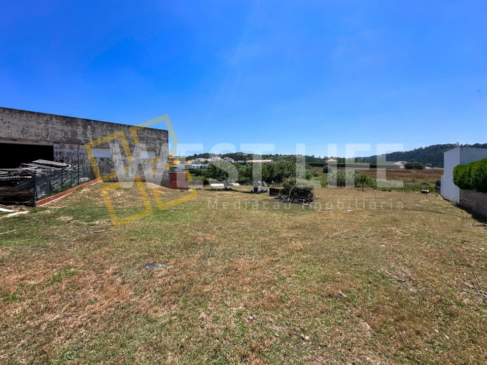 Moradia T3 para Venda em Santo Isidoro Foto 30