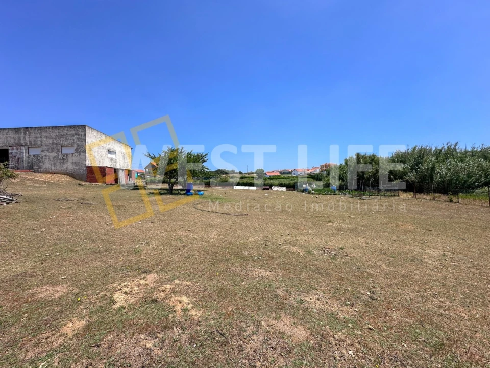 Moradia T3 para Venda em Santo Isidoro Foto 31