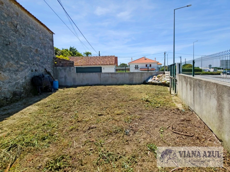 Moradia T2 para Venda em Carreço Foto 13