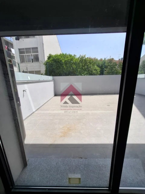 Apartamento T2 para Venda em Esgueira