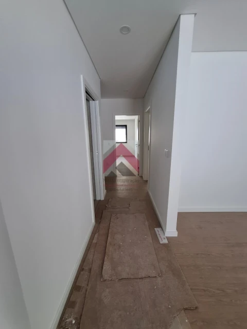 Apartamento T2 para Venda em Esgueira
