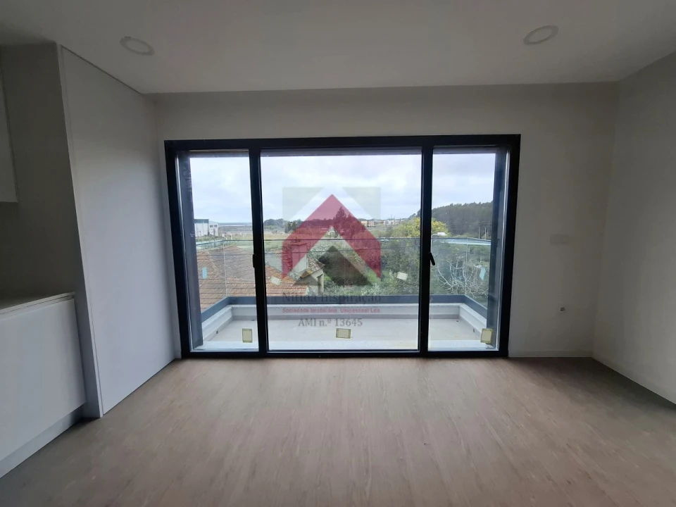 Apartamento T2 para Venda em Esgueira Foto 4