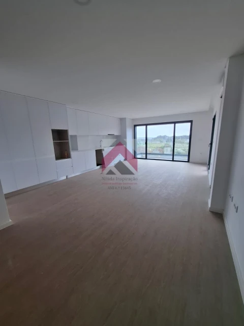 Apartamento T2 para Venda em Esgueira