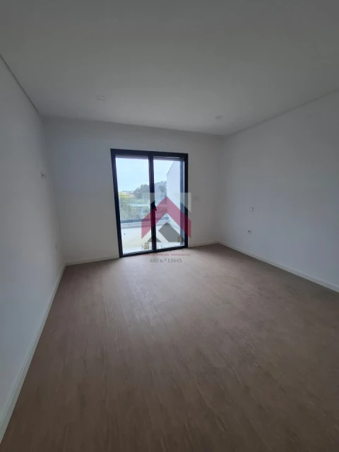 Apartamento T2 para Venda em Esgueira