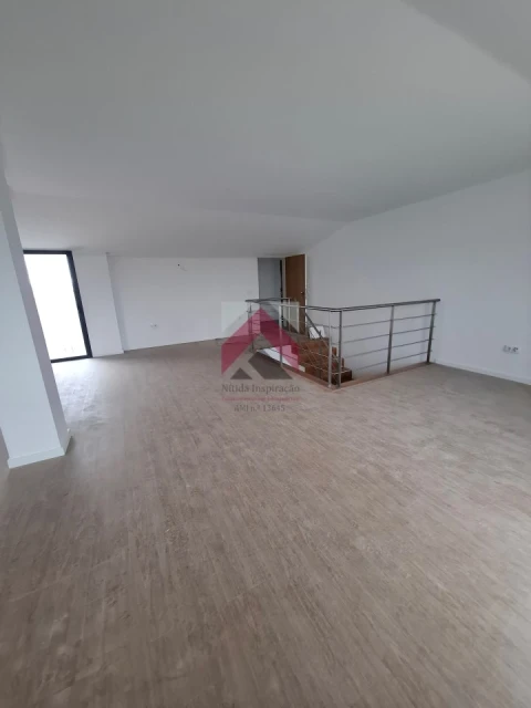 Apartamento T2 para Venda em Esgueira