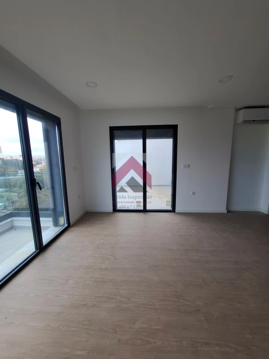 Apartamento T2 para Venda em Esgueira Foto 5