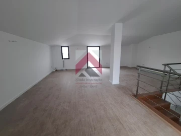 Apartamento T2 para Venda em Esgueira