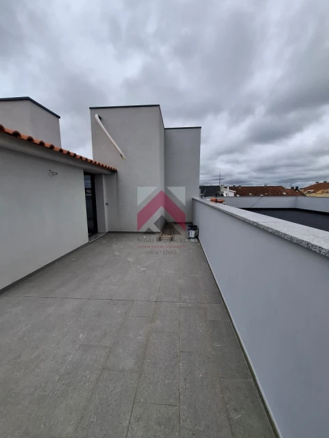 Apartamento T2 para Venda em Esgueira