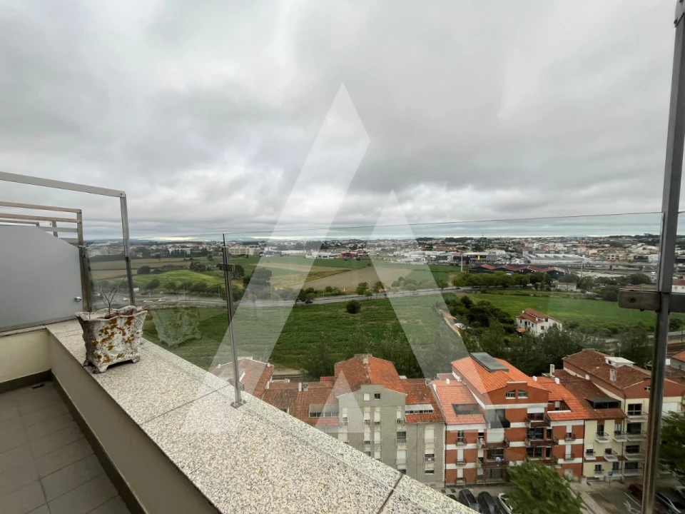 Apartamento T4 para Venda em Glória e Vera Cruz Foto 48