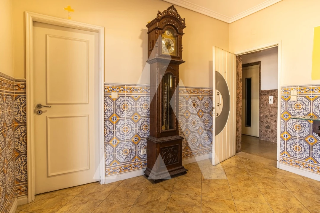 Apartamento T4 para Venda em Glória e Vera Cruz Foto 8