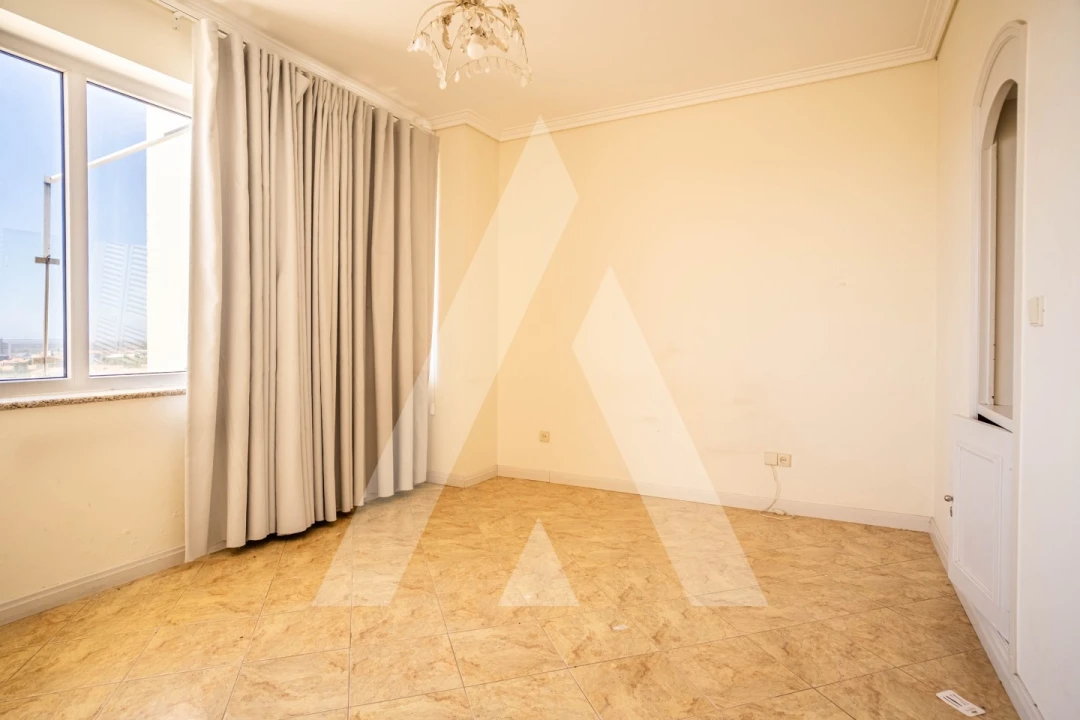Apartamento T4 para Venda em Glória e Vera Cruz Foto 35