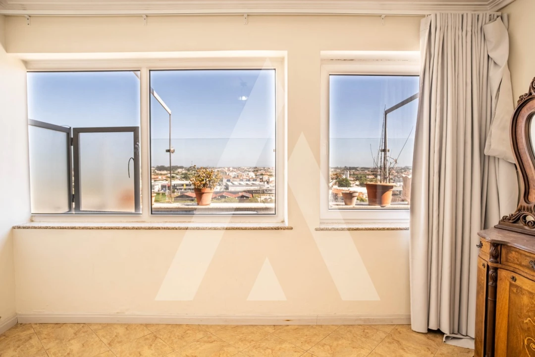 Apartamento T4 para Venda em Glória e Vera Cruz Foto 40