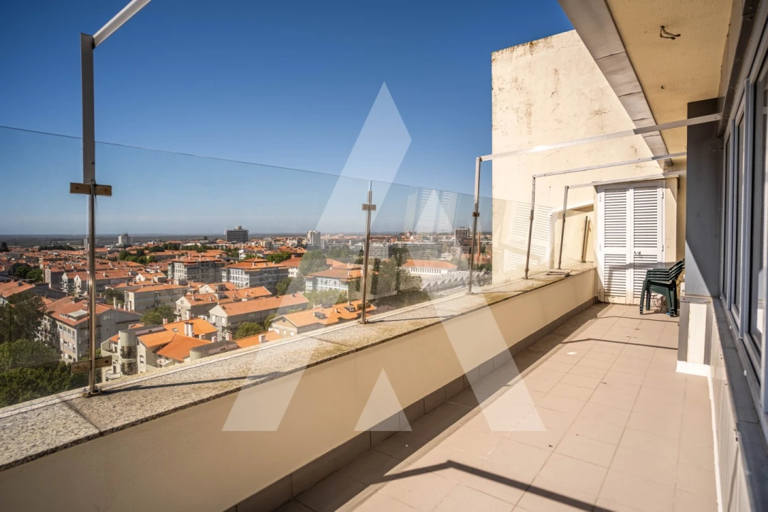 Apartamento T4 para Venda em Glória e Vera Cruz Foto 6