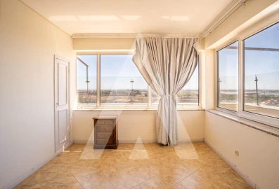 Apartamento T4 para Venda em Glória e Vera Cruz