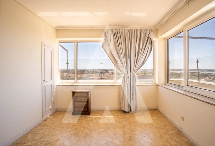 Apartamento T4 para Venda em Glória e Vera Cruz Foto 23