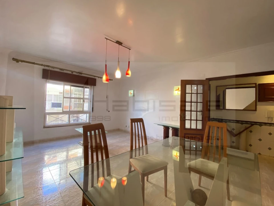 Apartamento T2 para Venda em Algueirão-Mem Martins Foto 3