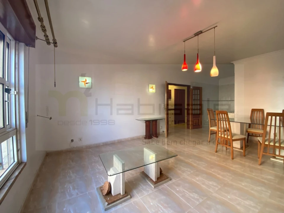 Apartamento T2 para Venda em Algueirão-Mem Martins Foto 7