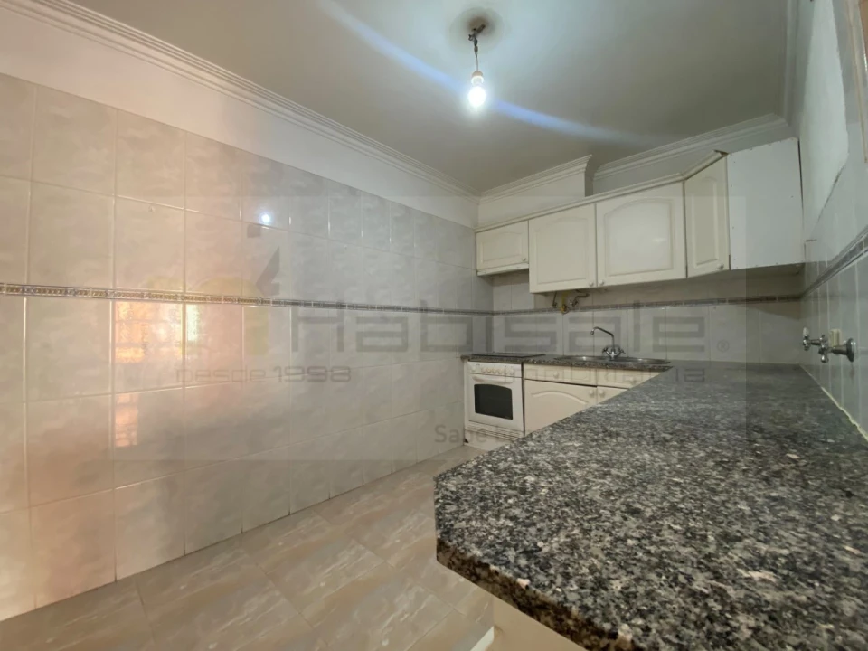 Apartamento T2 para Venda em Algueirão-Mem Martins Foto 9