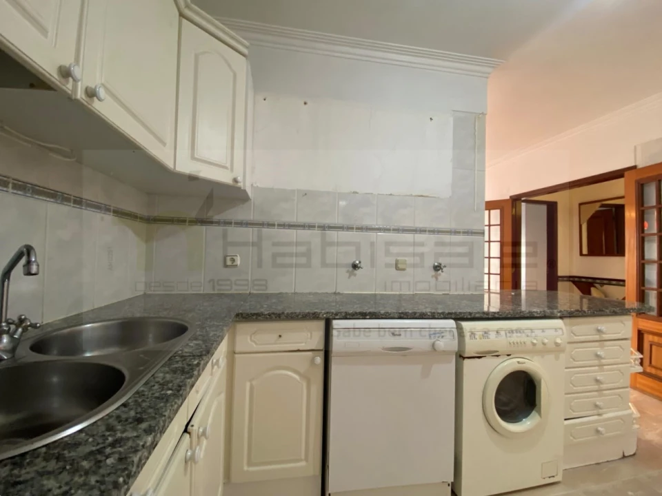 Apartamento T2 para Venda em Algueirão-Mem Martins Foto 11