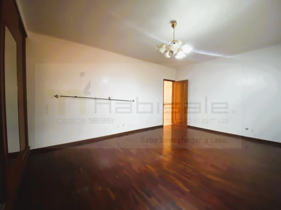 Apartamento T2 para Venda em Algueirão-Mem Martins Foto 15