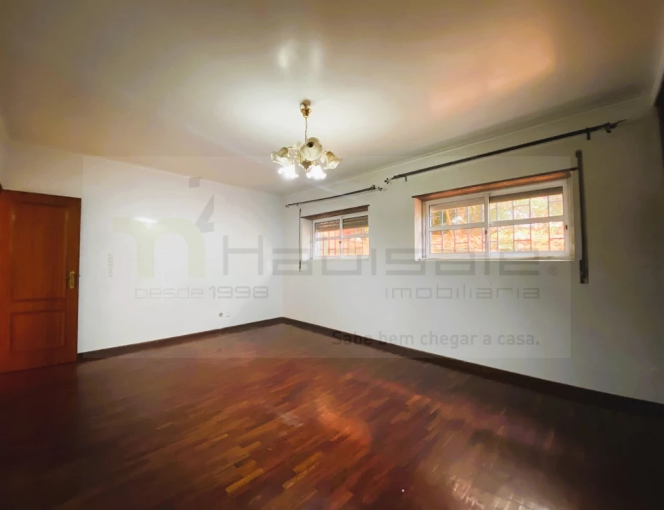 Apartamento T2 para Venda em Algueirão-Mem Martins Foto 16