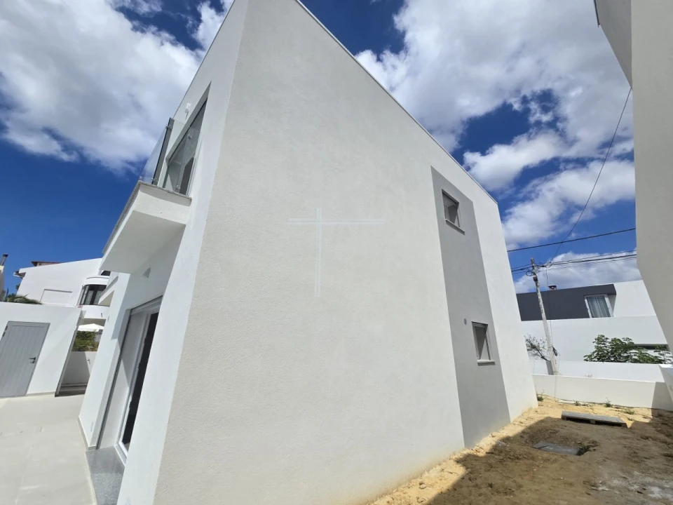 Moradia T4 para Venda em Charneca de Caparica e Sobreda Foto 27