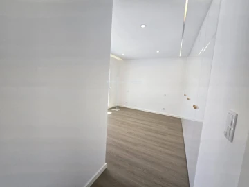 Moradia T4 para Venda em Charneca de Caparica e Sobreda