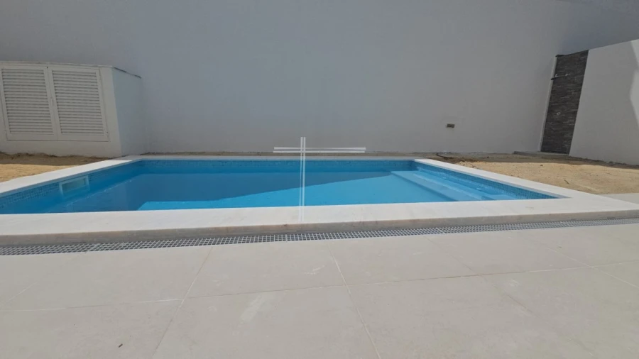 Moradia T4 para Venda em Charneca de Caparica e Sobreda Foto 31