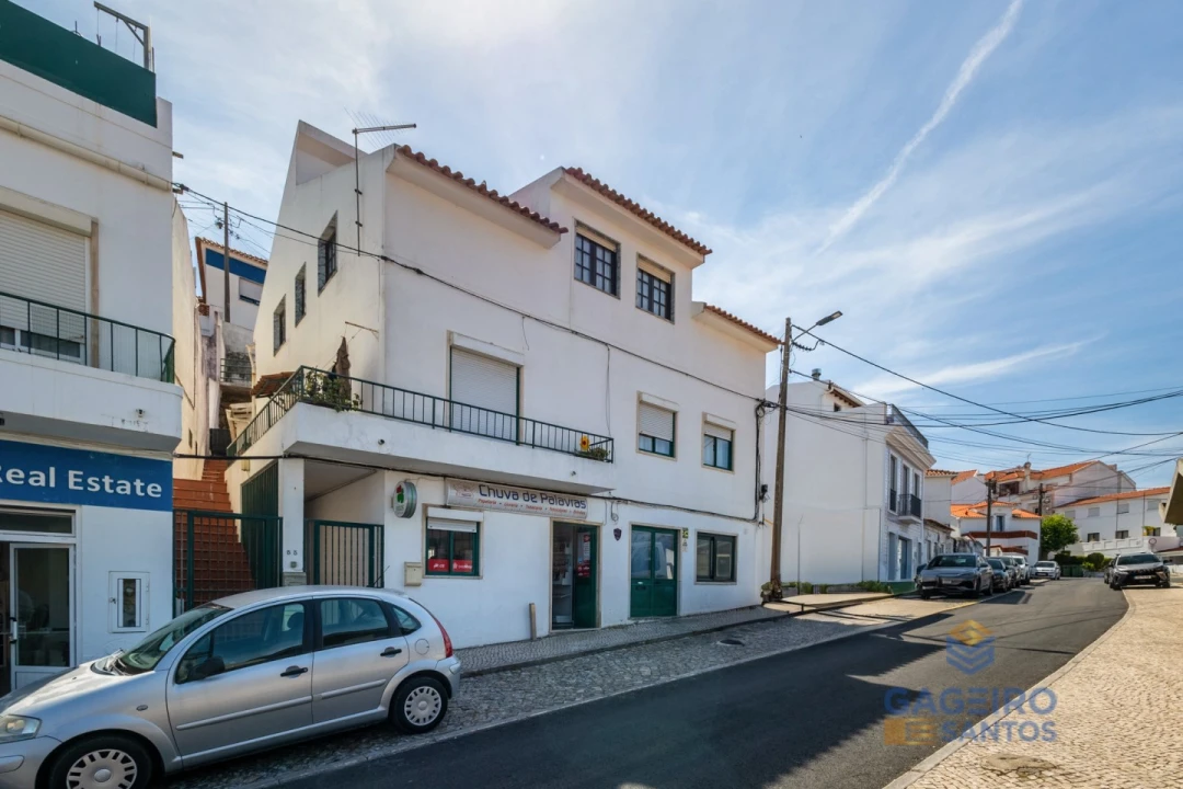 Prédio para Venda em São Martinho do Porto Foto 2