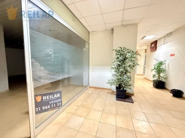 Loja para Venda em Póvoa de Santa Iria e Forte da Casa