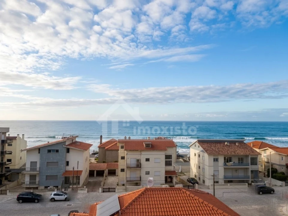 Apartamento T2 para Venda em Coimbrão Foto 1