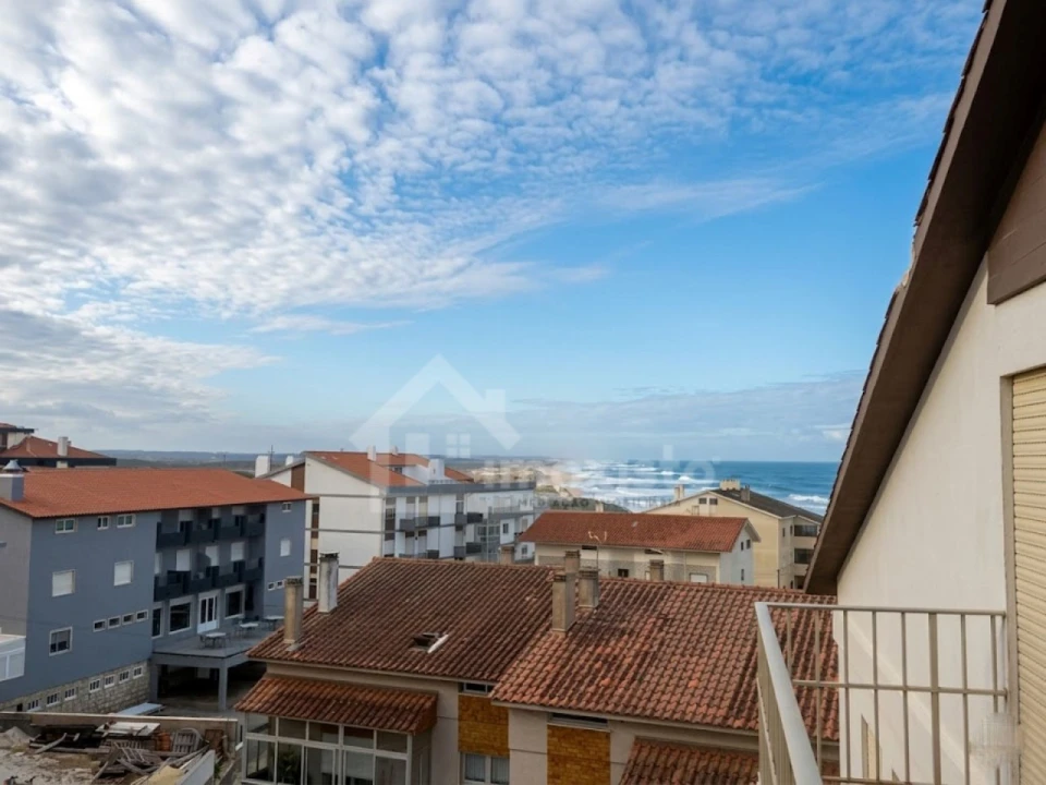 Apartamento T2 para Venda em Coimbrão Foto 2