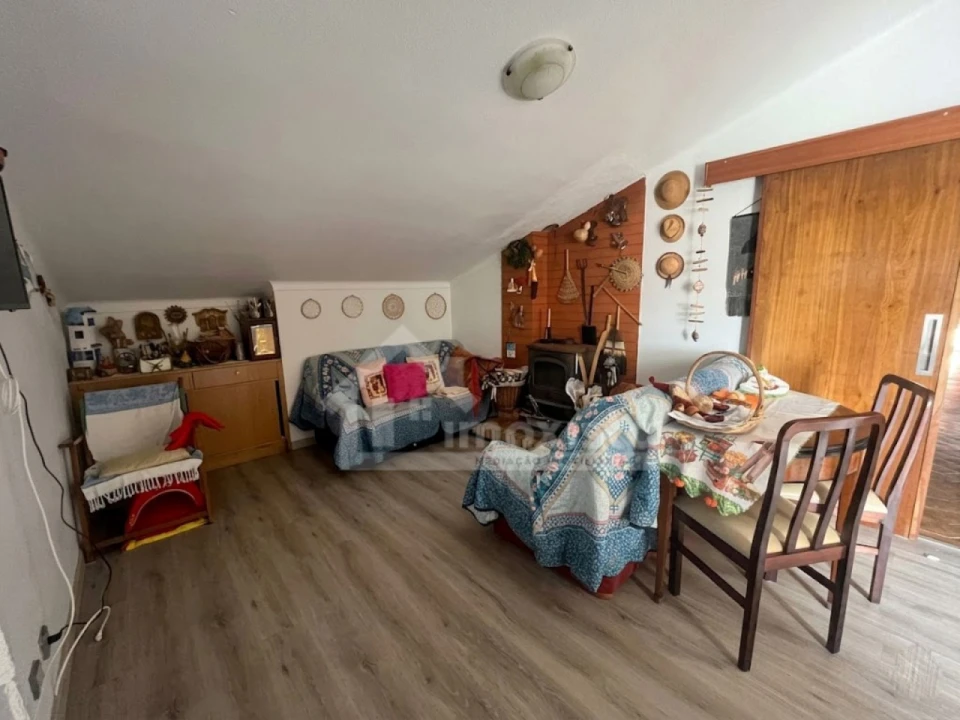 Apartamento T2 para Venda em Coimbrão Foto 4