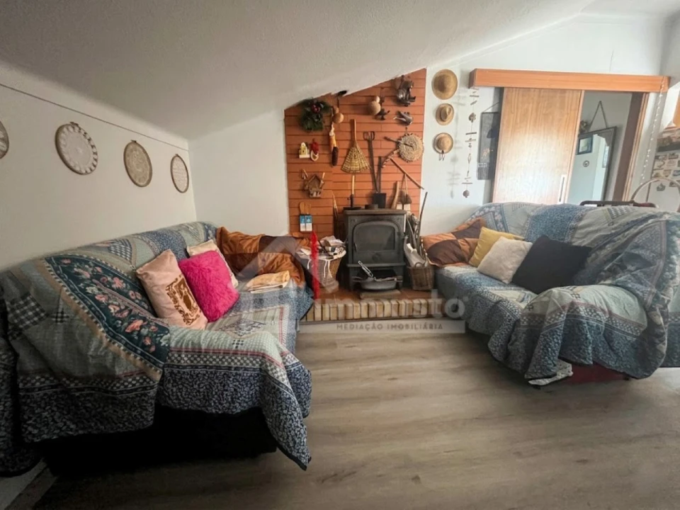 Apartamento T2 para Venda em Coimbrão Foto 5