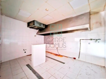 Prédio para Venda em Oeiras e São Julião da Barra, Paço de Arcos e Caxias
