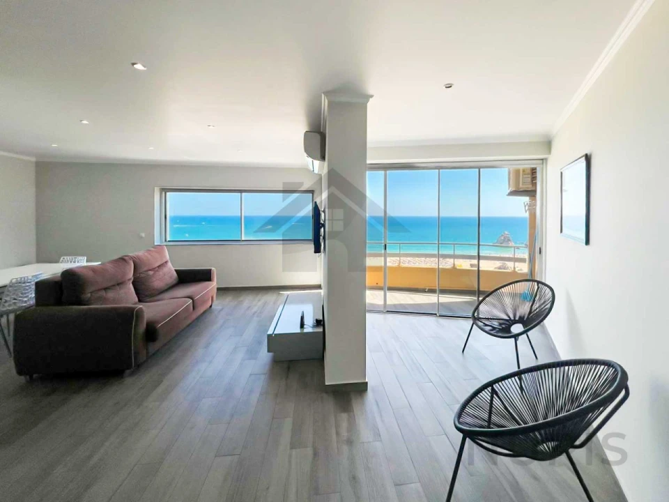 Apartamento T2 para Venda em Portimão Foto 2