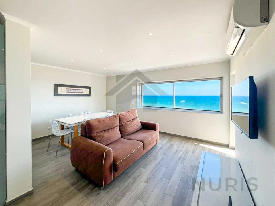 Apartamento T2 para Venda em Portimão Foto 3