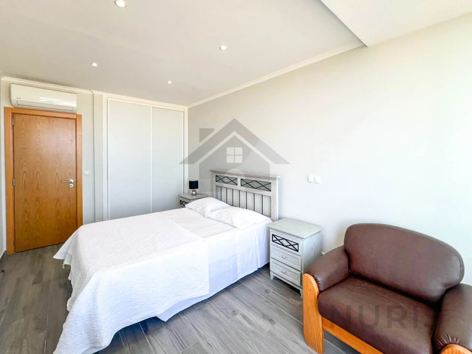 Apartamento T2 para Venda em Portimão Foto 21