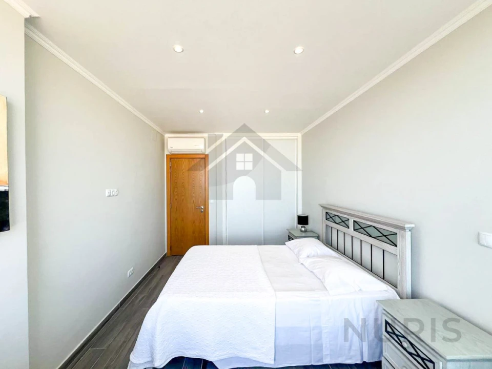 Apartamento T2 para Venda em Portimão Foto 22