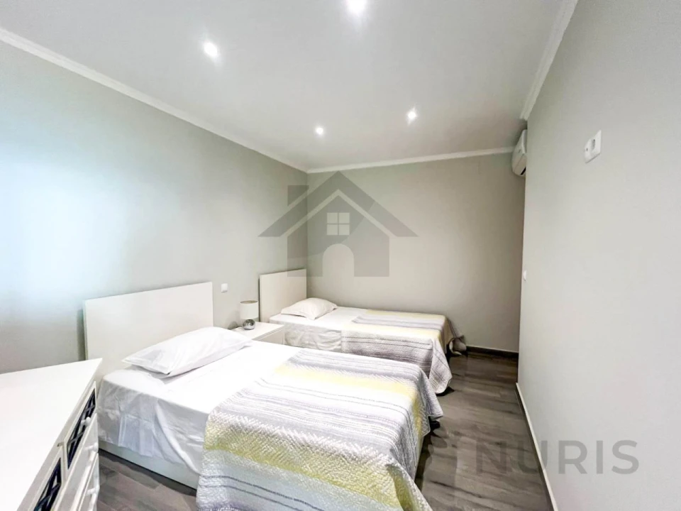 Apartamento T2 para Venda em Portimão Foto 28