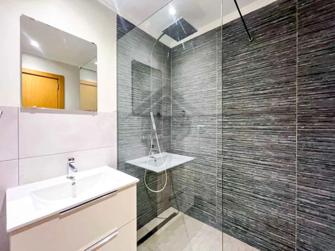 Apartamento T2 para Venda em Portimão Foto 25