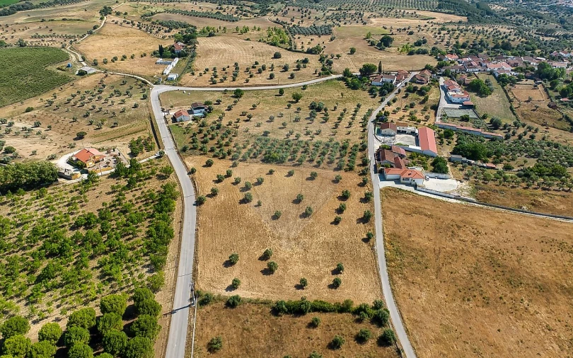 Terreno para Venda em Azoia de Cima e Tremês Foto 12