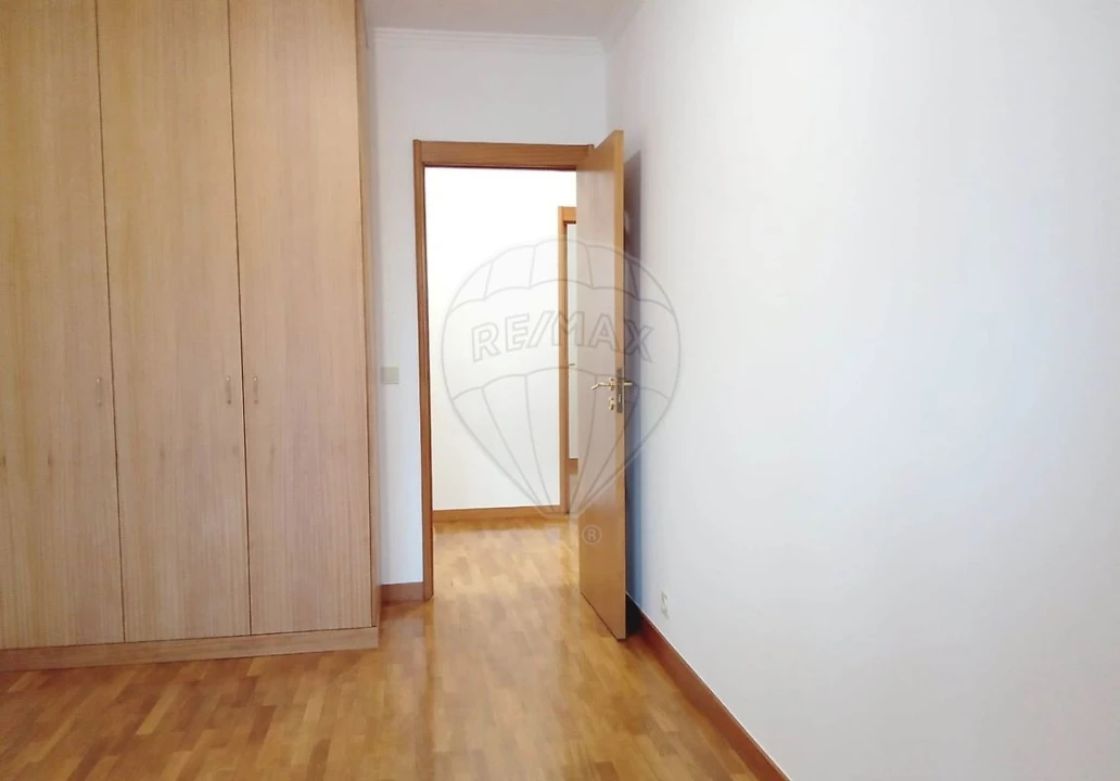 Apartamento T3 para Arrendamento em Canidelo Foto 31