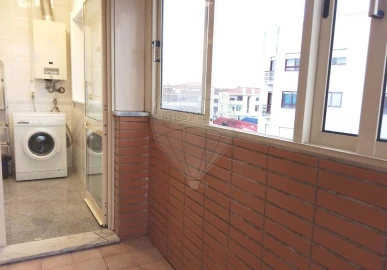 Apartamento T3 para Arrendamento em Canidelo