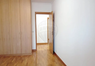 Apartamento T3 para Arrendamento em Canidelo