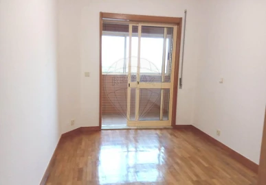 Apartamento T3 para Arrendamento em Canidelo