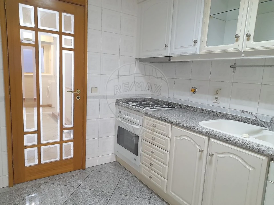 Apartamento T3 para Arrendamento em Canidelo Foto 35